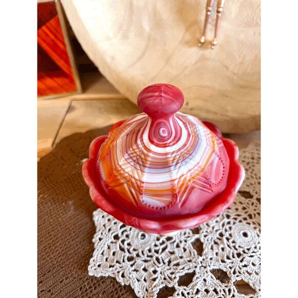 Vintage Imperial Glass Red Satin Slag Dish w/Lid and Tag Candy Dish - Picture 2 of 6